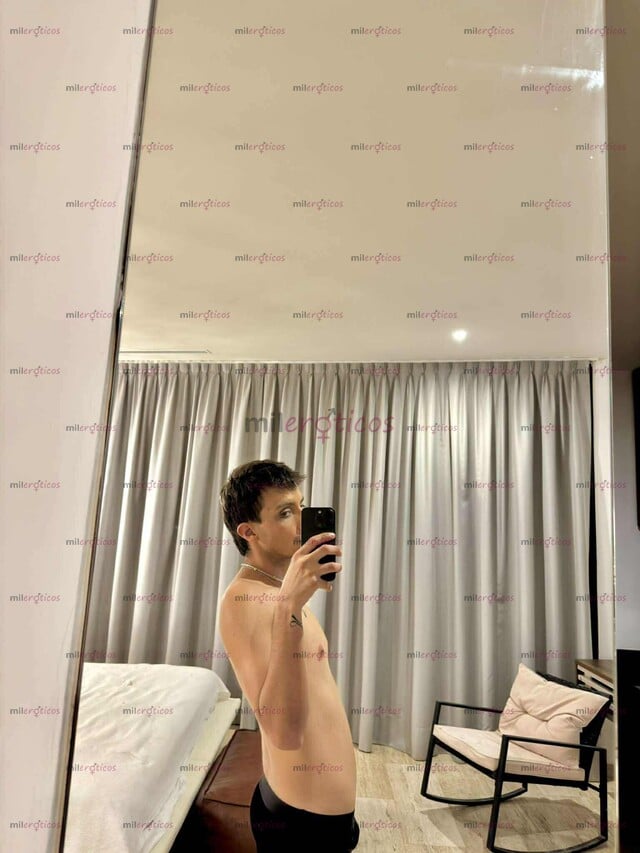 FOTOS DE HOLA SOY GUS TENGO 23 AÑOS SOY FORÁNEO EN MORELIA Y SOY MUY HOT