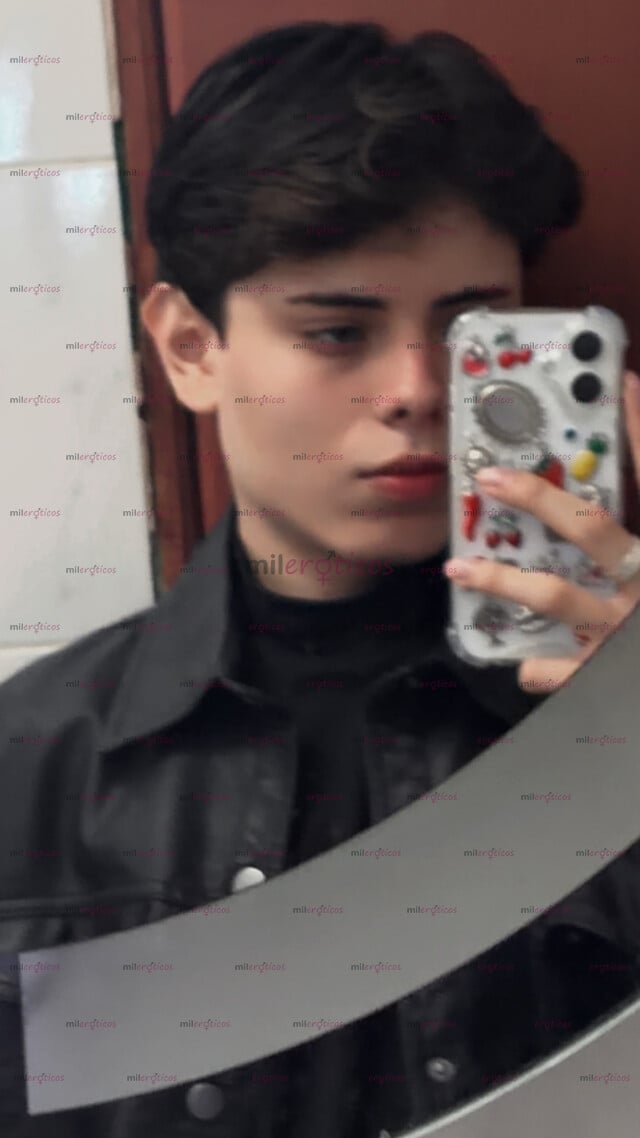FOTOS DE JOVEN TWINK COMPLACIENTE Y MORBOSO, LISTO PARA SATISFACER