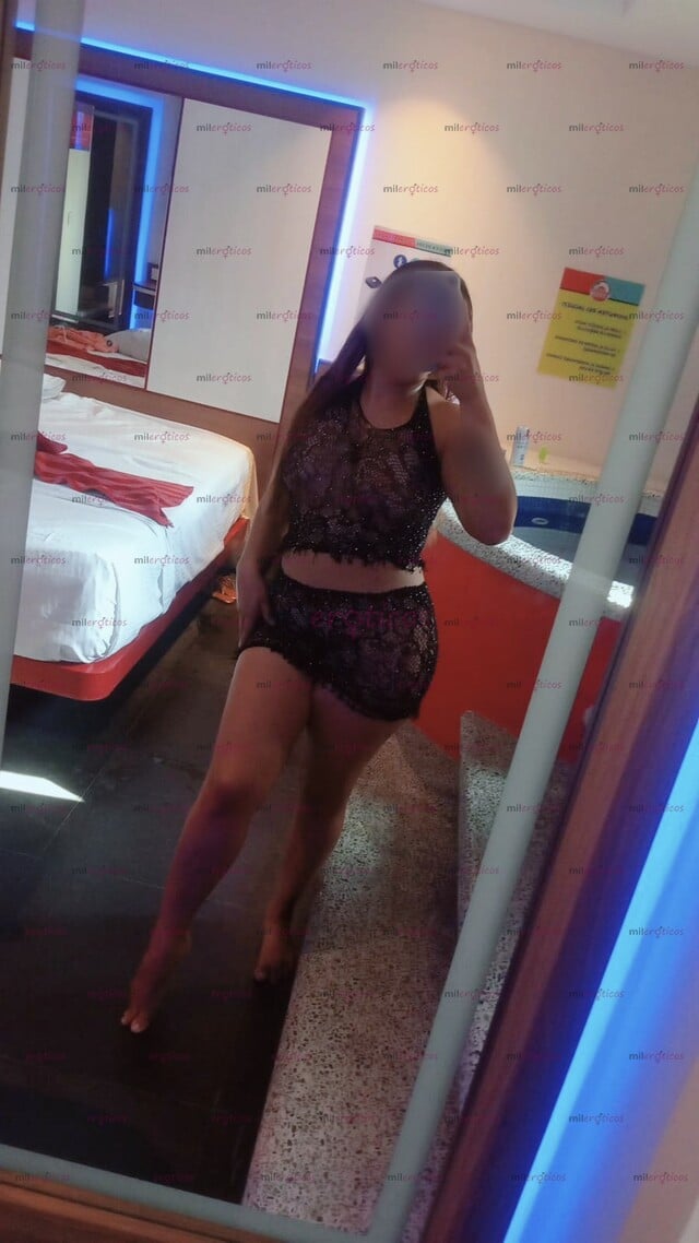 FOTOS DE IMAGÍNAME MONTÁNDOTE RICO CON MIS TETAS REBOTANDO EN TU CARA, ES ASÍ COMO ME GUS