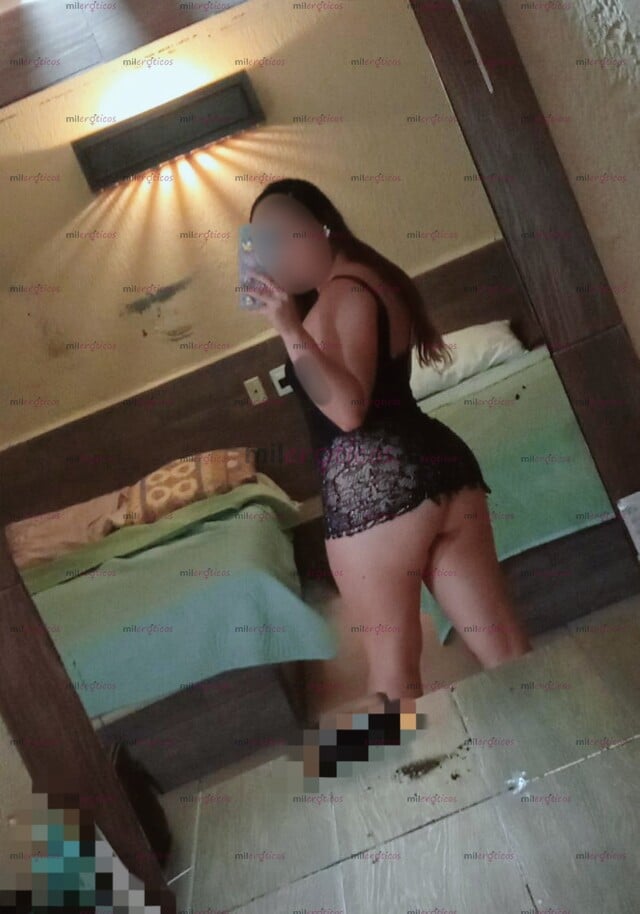 FOTOS DE IMAGÍNAME MONTÁNDOTE RICO CON MIS TETAS REBOTANDO EN TU CARA, ES ASÍ COMO ME GUS