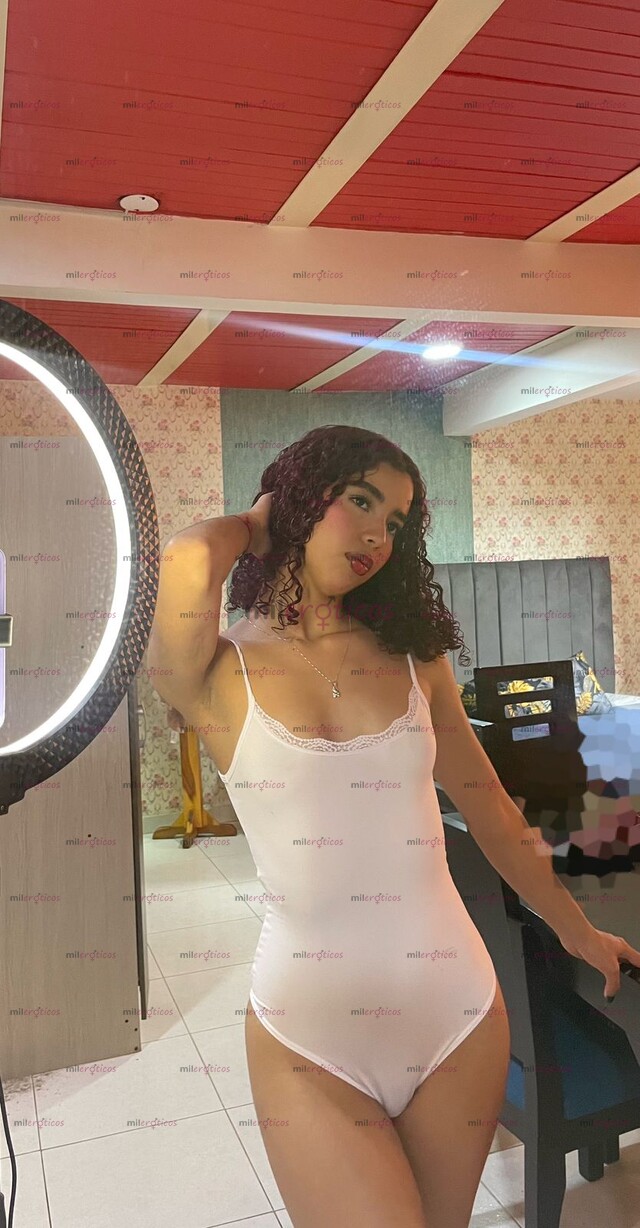 FOTOS DE LISA FLACA CRESPA DE 19 AÑOS DISPUESTA COMPLACERTE!!