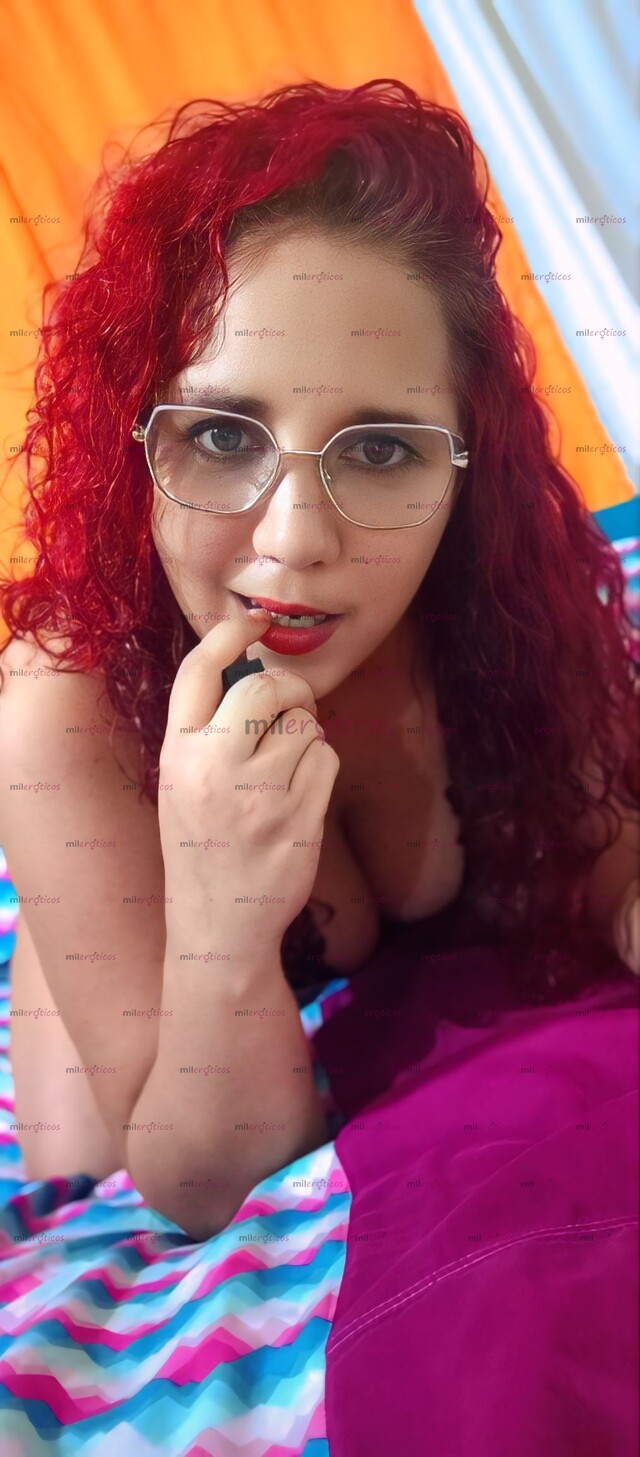 FOTOS DE 5K MADRASTRA TETONA Y CALIENTE TE ESPERA DIOSA EN EL JUEGO DE ROL