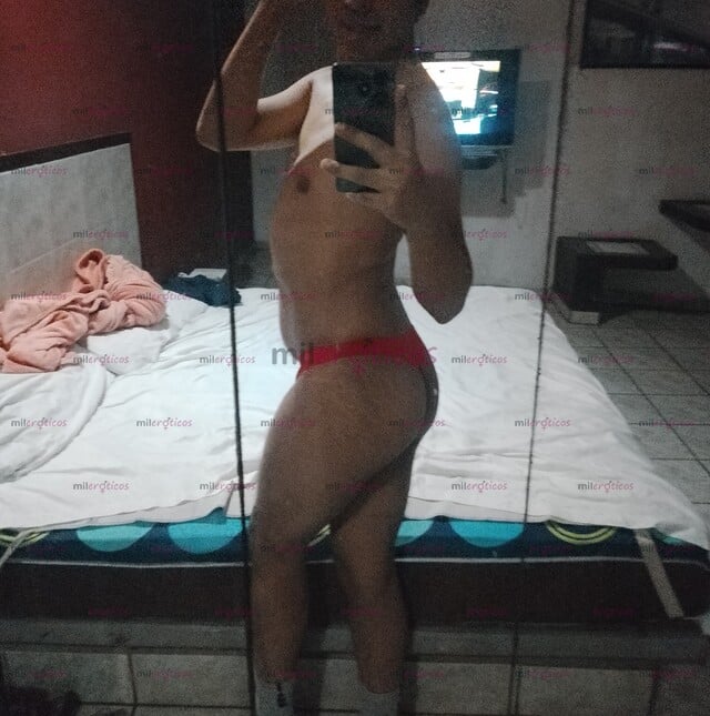 FOTOS DE JOVEN PASIVO CON GANAS DE SATISFACER TUS DESEOS SEXUALES
