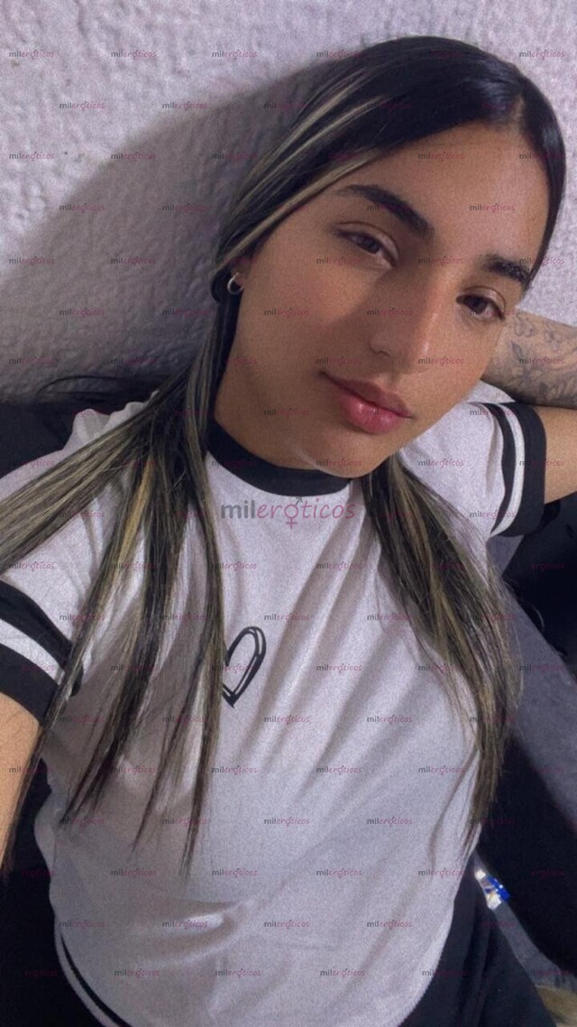 FOTOS DE HOLA AMOR SOY DANNA DISPONIBLE PARA TI SOLO A DOMICILIO BOGOTA