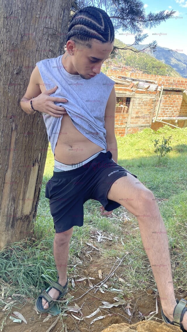 FOTOS DE FLACO TATUADO MORBOSO LECHERO, MUY ARRECHO. VEN CONMIGO MIDE 22CM REPAROLO!