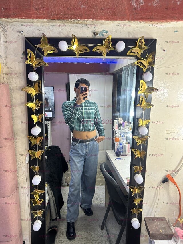 FOTOS DE GAY VERSÁTIL (FEMBOY) PARA QUE DISFRUTES DE MI POLLA Y CULO