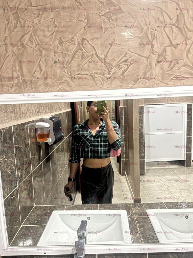 FOTOS DE GAY VERSÁTIL (FEMBOY) PARA QUE DISFRUTES DE MI POLLA Y CULO