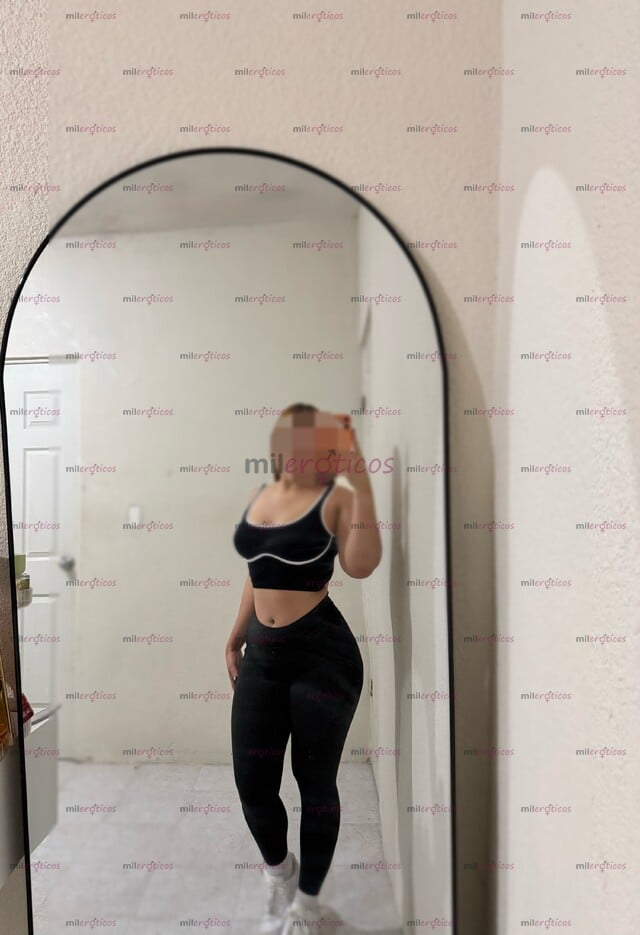 FOTOS DE REGIA DE RICO CUERPO DE GYM SUPER CALIENTE SOFI