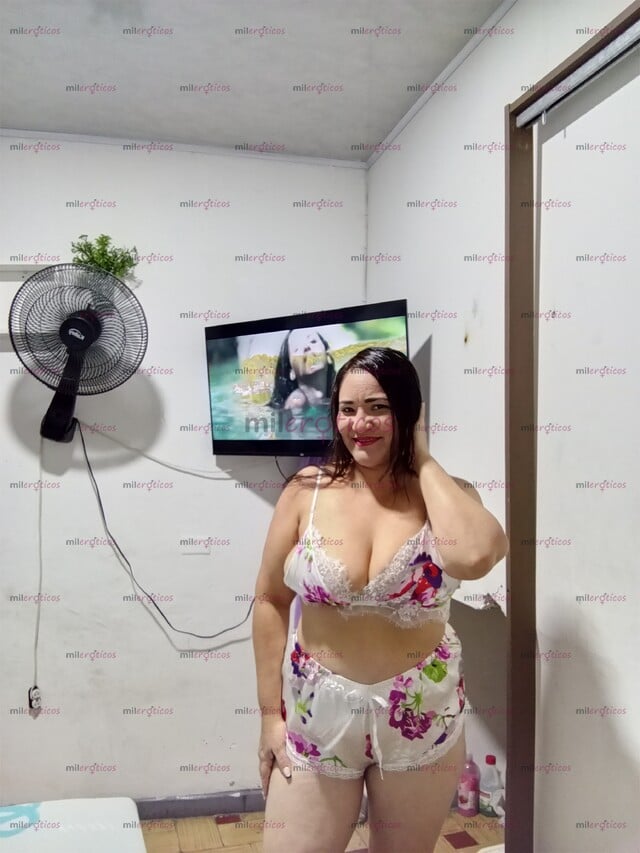 FOTOS DE MARACUCHA CALIENTE Y COMPLACIENTE, QUE VIENE A CONVERTIRSE EN TU MÁS DELICIOSA !