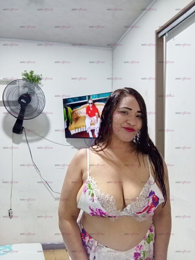FOTOS DE MARACUCHA CALIENTE Y COMPLACIENTE, QUE VIENE A CONVERTIRSE EN TU MÁS DELICIOSA !