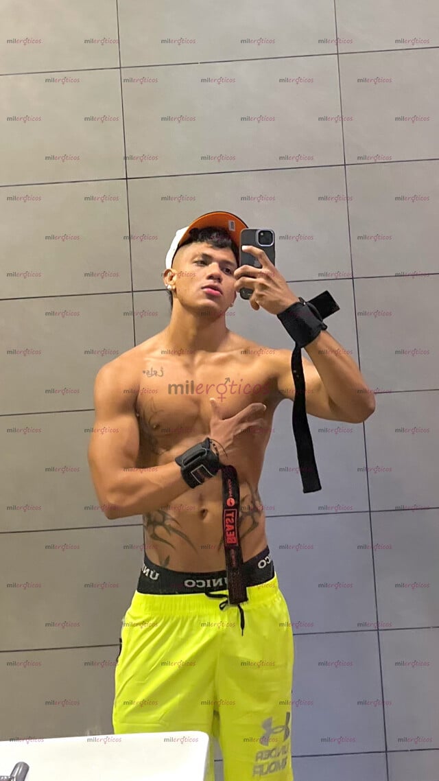 FOTOS DE HOLA MI NOMBRE ES MATÍAS , CHICO VERSÁTIL DE 22 AÑOS , DEPORTISTA Y BIEN CUIDADO