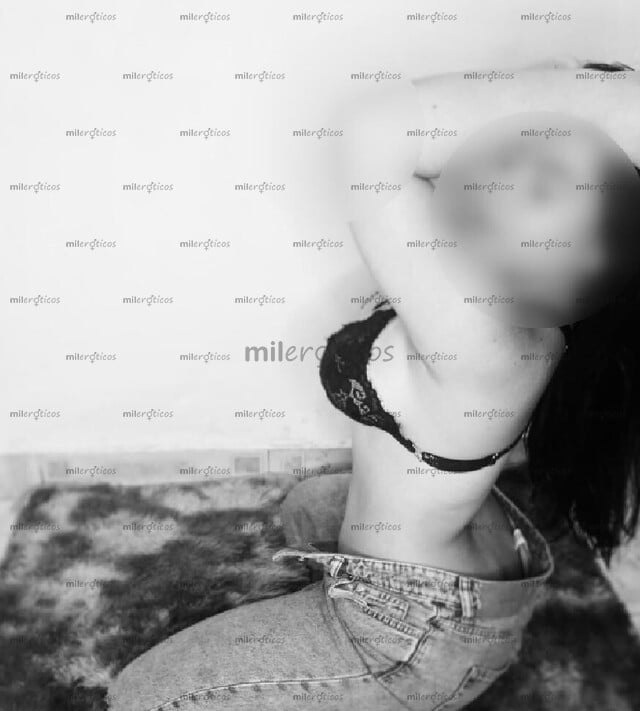 FOTOS DE HERMOSA LAURA ME ENCANTA EL ORAL HÚMEDO Y HERMOSA CARA