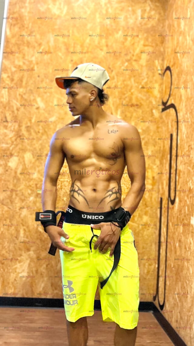 FOTOS DE HOLA MI NOMBRE ES MATÍAS , CHICO VERSÁTIL DE 22 AÑOS , DEPORTISTA Y BIEN CUIDADO