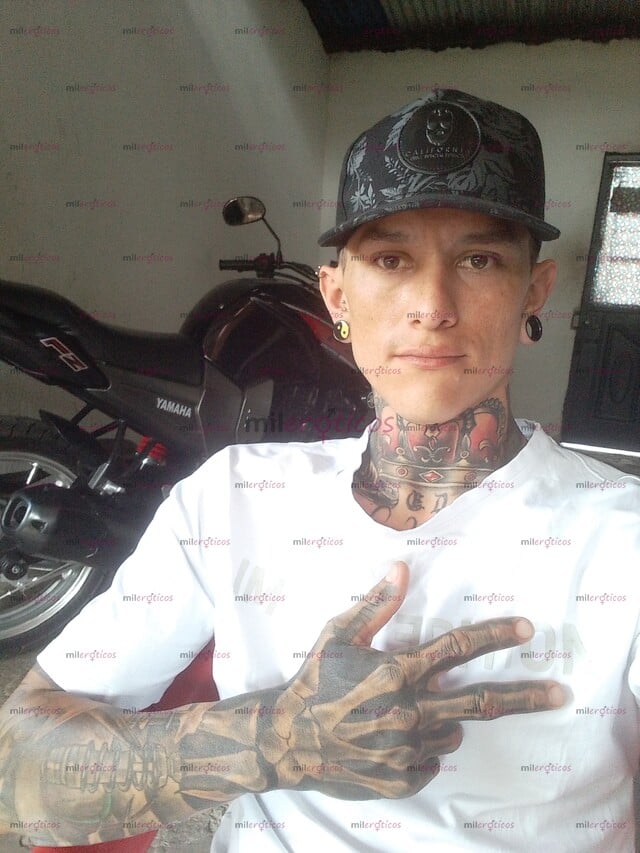 FOTOS DE MUCHO GUSTO ME LLAMO ELIAN TENGO 28 AÑOS MIDO 185