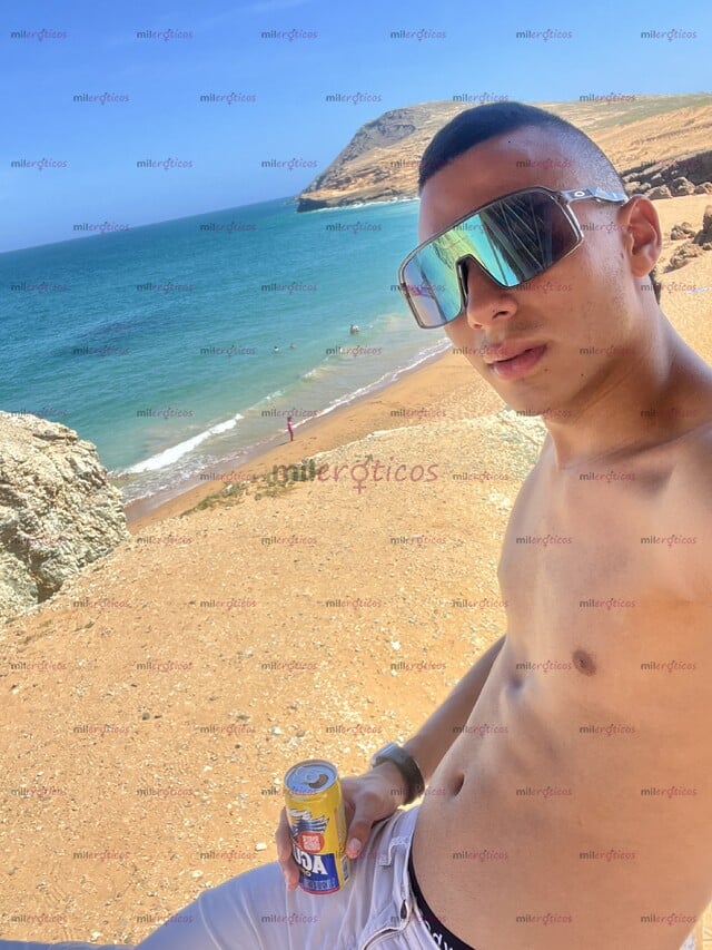 FOTOS DE CALEÑO JOVEN, PINTA Y CALIENTE POR TU CIUDAD!