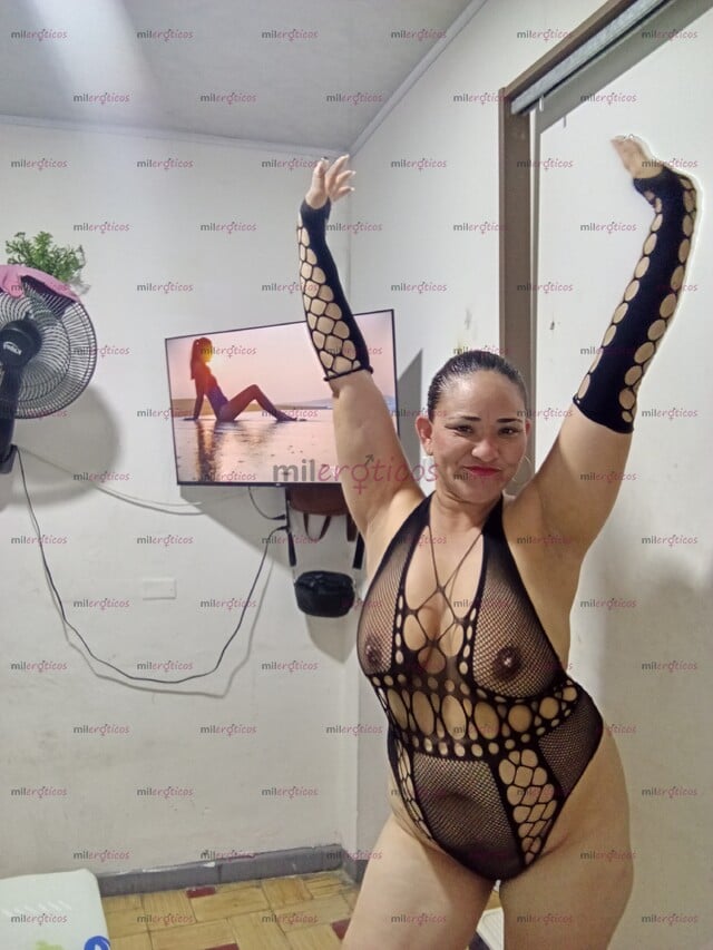 FOTOS DE LLEGÓ TU VENEZUELA FAVORITA, MAMADORA, SUTIL, CARIÑOSA Y APASIONADA