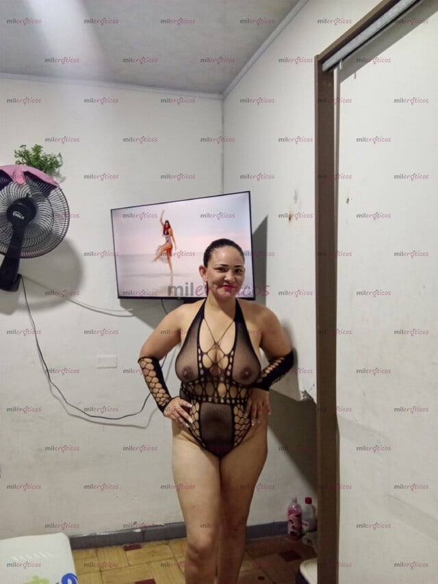 FOTOS DE LLEGÓ TU VENEZUELA FAVORITA, MAMADORA, SUTIL, CARIÑOSA Y APASIONADA