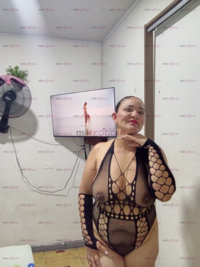 FOTOS DE LLEGÓ TU VENEZUELA FAVORITA, MAMADORA, SUTIL, CARIÑOSA Y APASIONADA