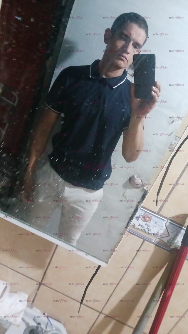 FOTOS DE HOLA ME LLAMO IRAK SOY NUEVO EN ESTO .. ME ENCANTA EL SEXO .