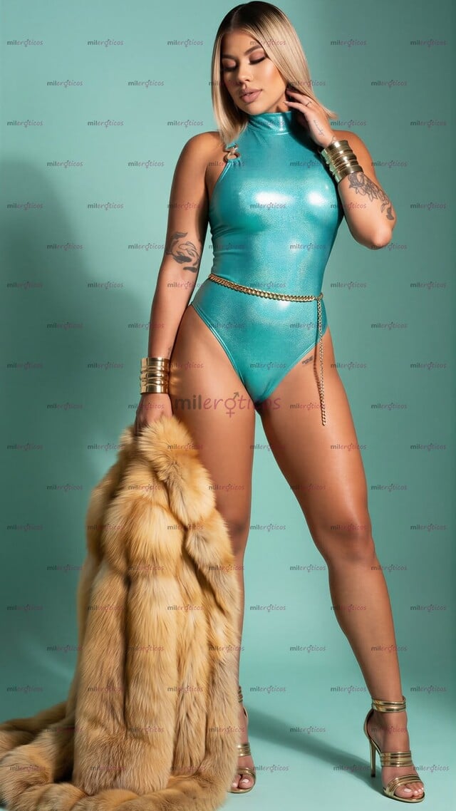 FOTOS DE COLOMBIANA RECIEN LLEGADA, CON LUGAR QUE ESPERAS PARA PROBAR ESTE CULO GRANDE