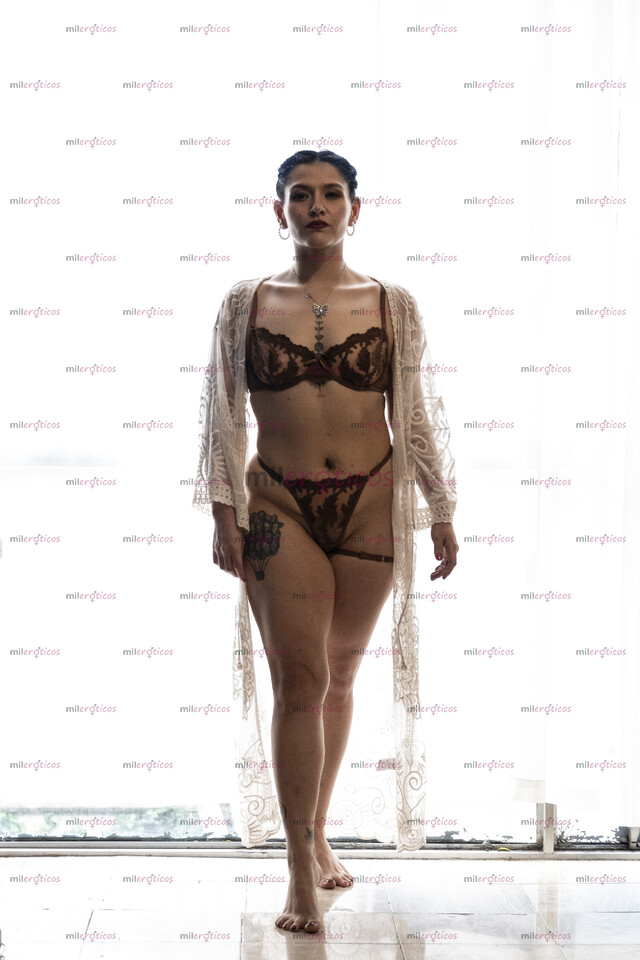 FOTOS DE HERMOSA Y SEXY SEÑORITA QUE QUIERE CUMPLIR TUS FANTASÍAS