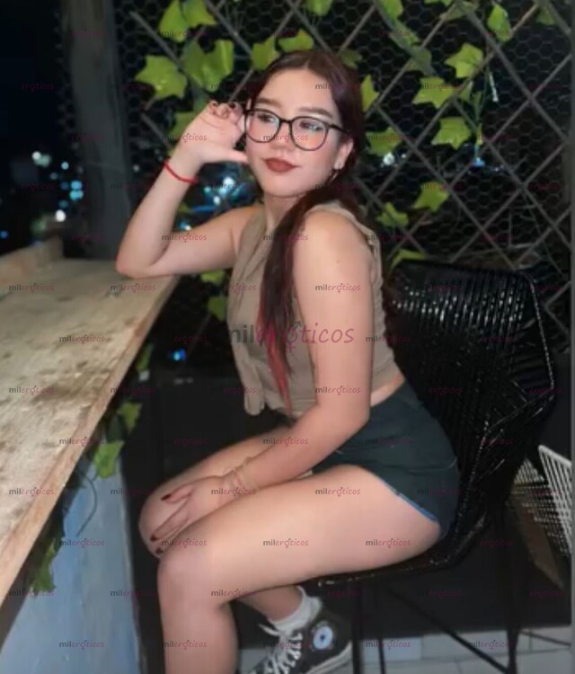 FOTOS DE MUY LINDA COLOMBIANA JOVEN Y MUY HERMOSA TE ESPERO