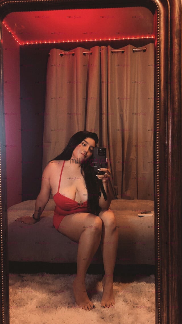 FOTOS DE TUTETONAFAVORITA. YO TE TRATARÉ MUY BONITO PAPI VEN Y DAME TU LECHITA