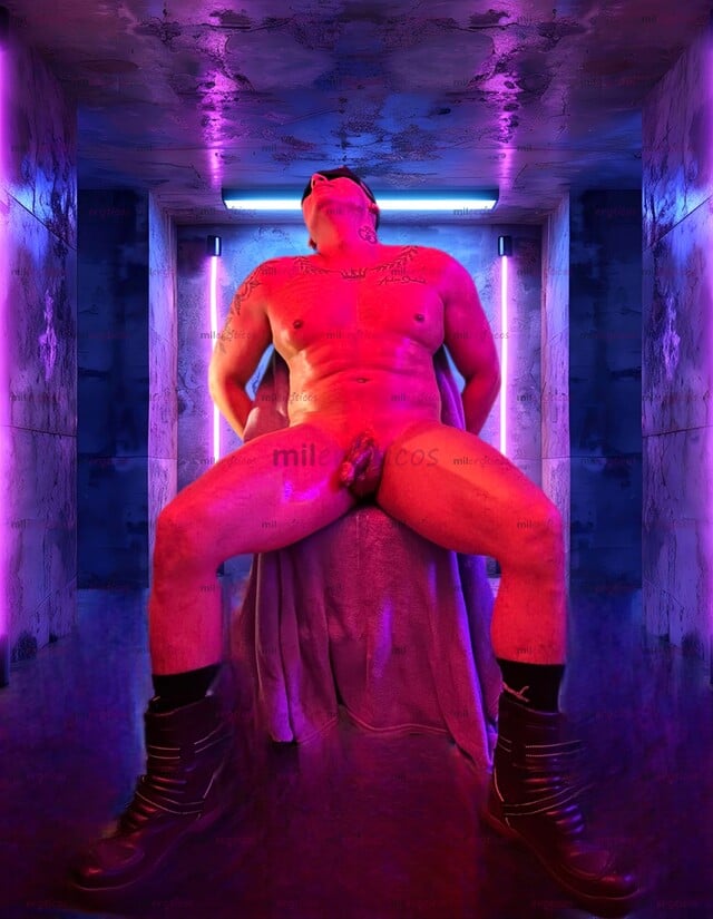 FOTOS DE MACHO CALIENTE ARDIENTE Y CULO VERSÁTIL SERVICIOS PRIME