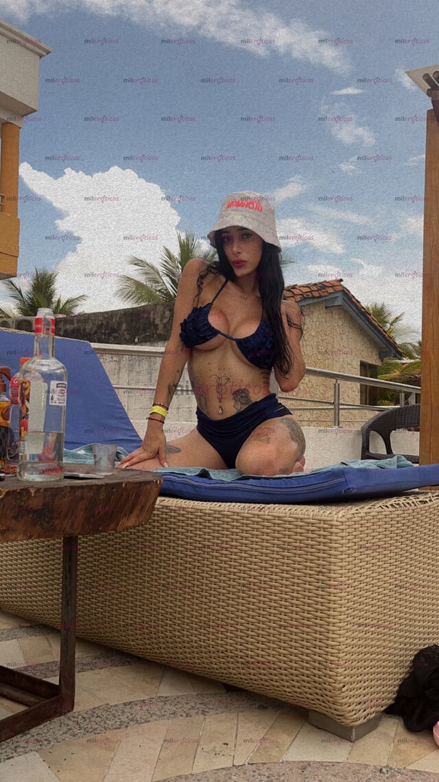 FOTOS DE KENDALL HOTDOLL PIELSUAVE AMOROSA COMPLACERTE