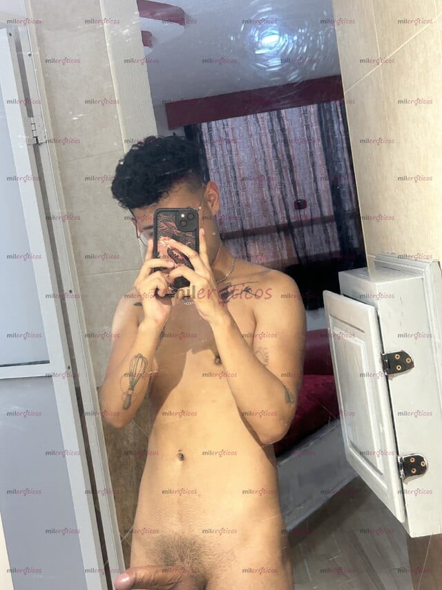FOTOS DE ANGEL TWINK DE 21 AÑOS VERGON LECHERO LISTO PARA TUS FANTASÍAS INTER