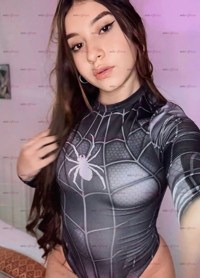 FOTOS DE KAREMHOT COLOMBIANA CALIENTE PARA SERVICIOS VIRTUALES