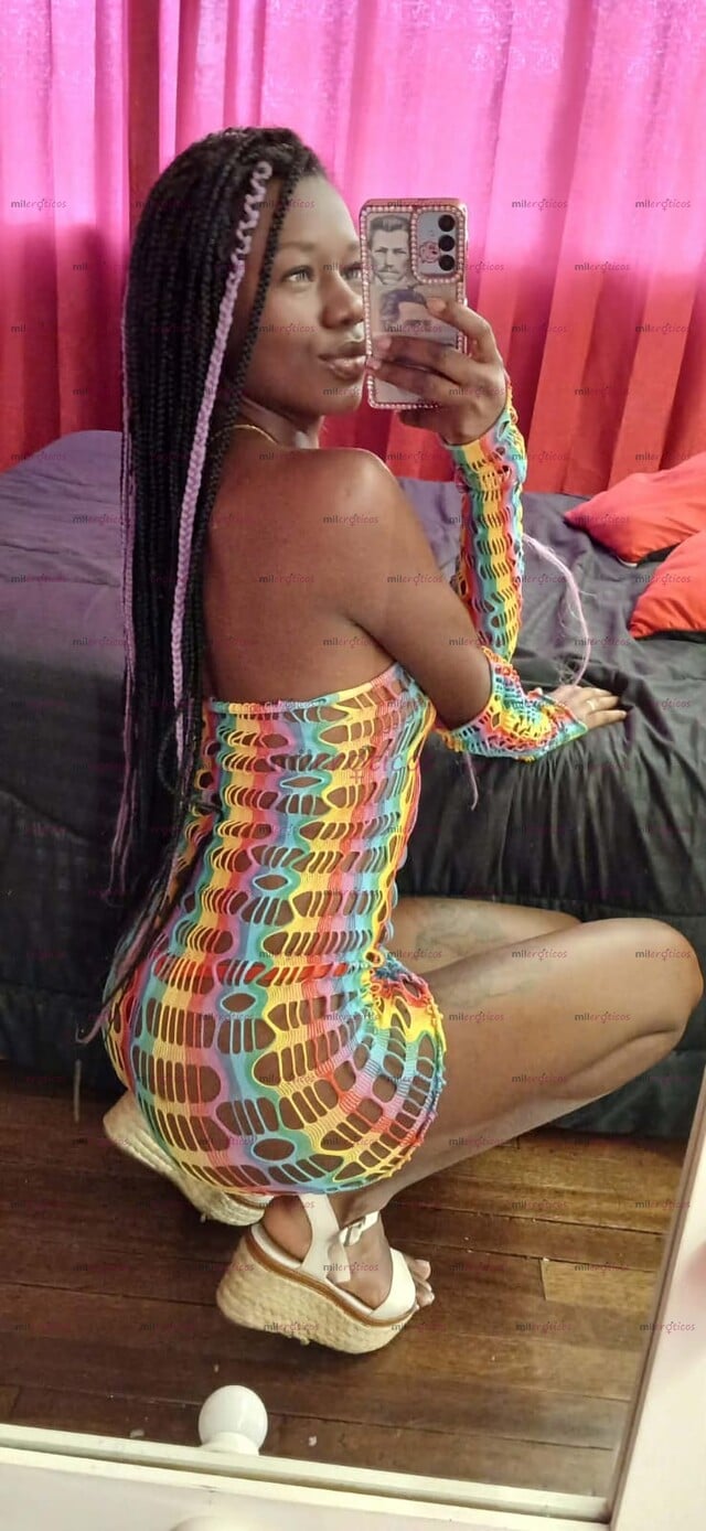 FOTOS DE MANSIÓN DEL PLACER UNO TE INVITA A CONOCER A DULCE HERMOSA MORENA CON CHUPALINA