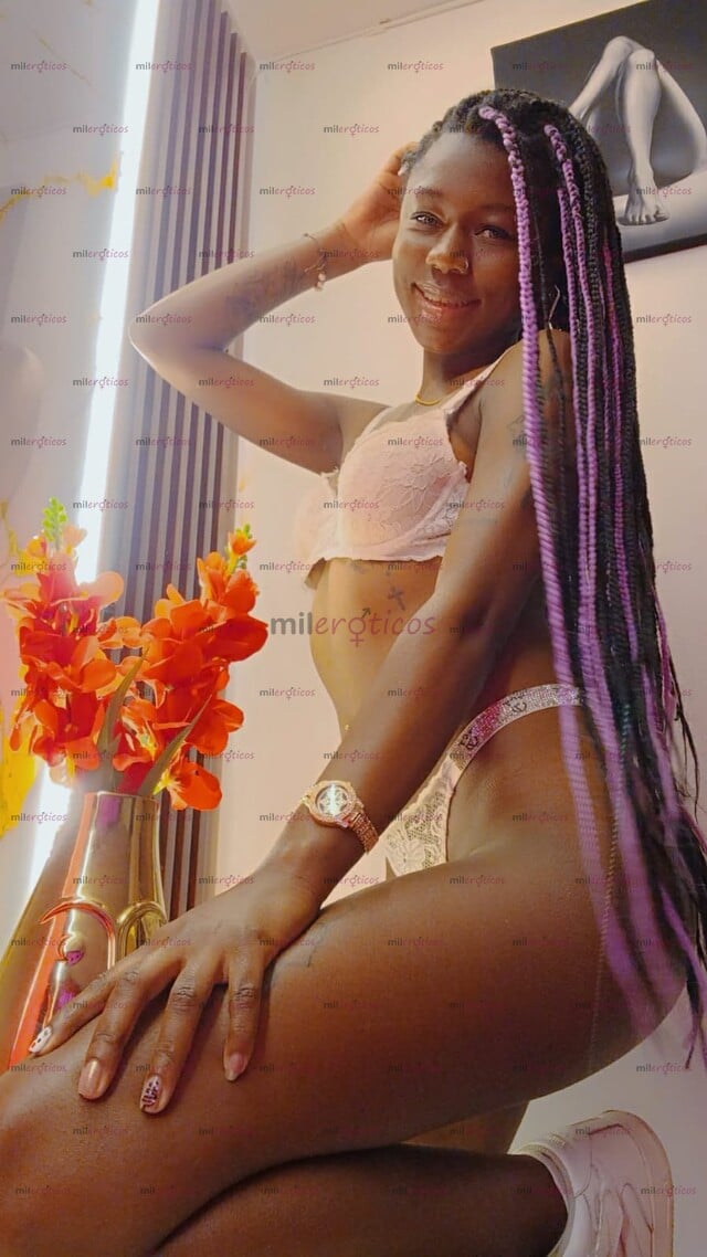 FOTOS DE MANSIÓN DEL PLACER UNO TE INVITA A CONOCER A DULCE HERMOSA MORENA CON CHUPALINA