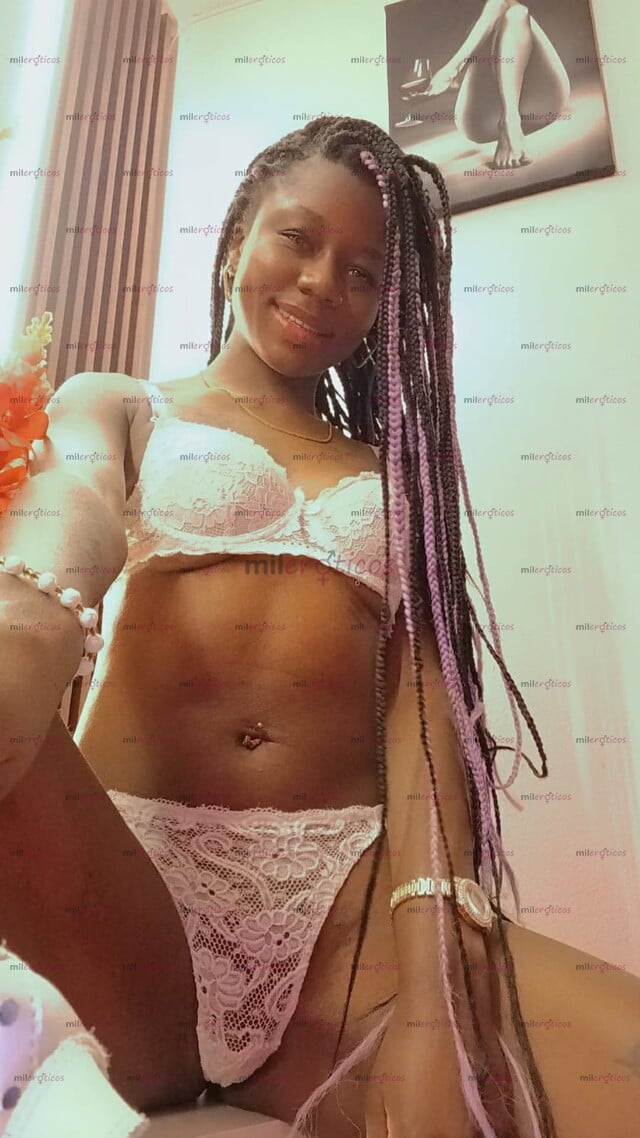 FOTOS DE MANSIÓN DEL PLACER UNO TE INVITA A CONOCER A DULCE HERMOSA MORENA CON CHUPALINA