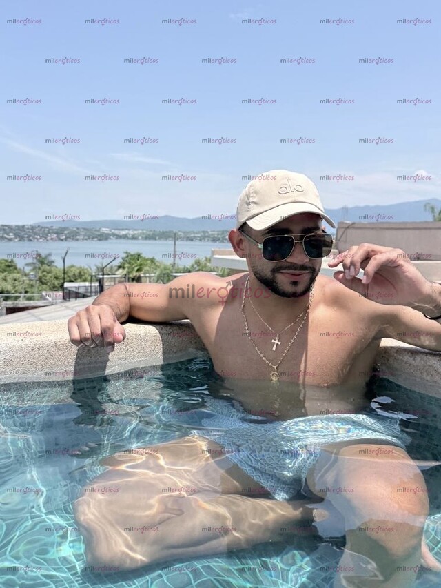 FOTOS DE VENEZOLANO 24 AÑOS DOTADO, VARONIL, DIVERTIDO CON LUGAR