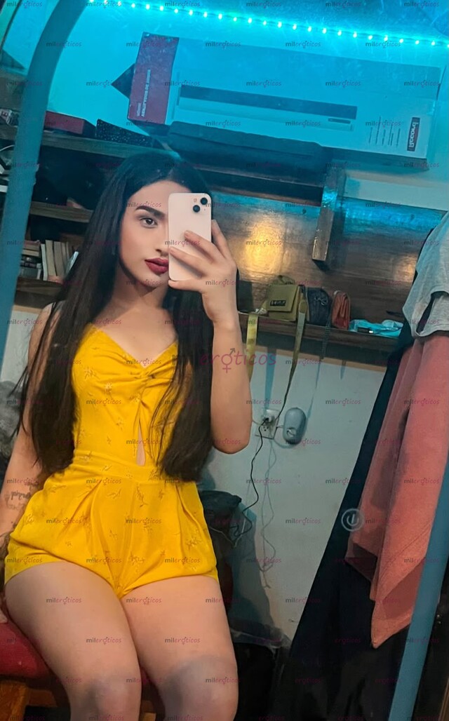 FOTOS DE CHICA TRANS UNIVERSITARIA DISPUESTA A CUMPLIR CUALQUIER FETICHE FANTASÍA.