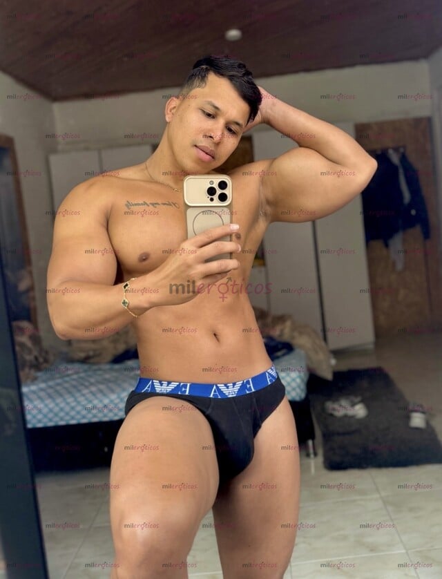 FOTOS DE MODELO SCORT MASAJISTA. MORENO SEXY MUSCULOSO DISPONIBLE