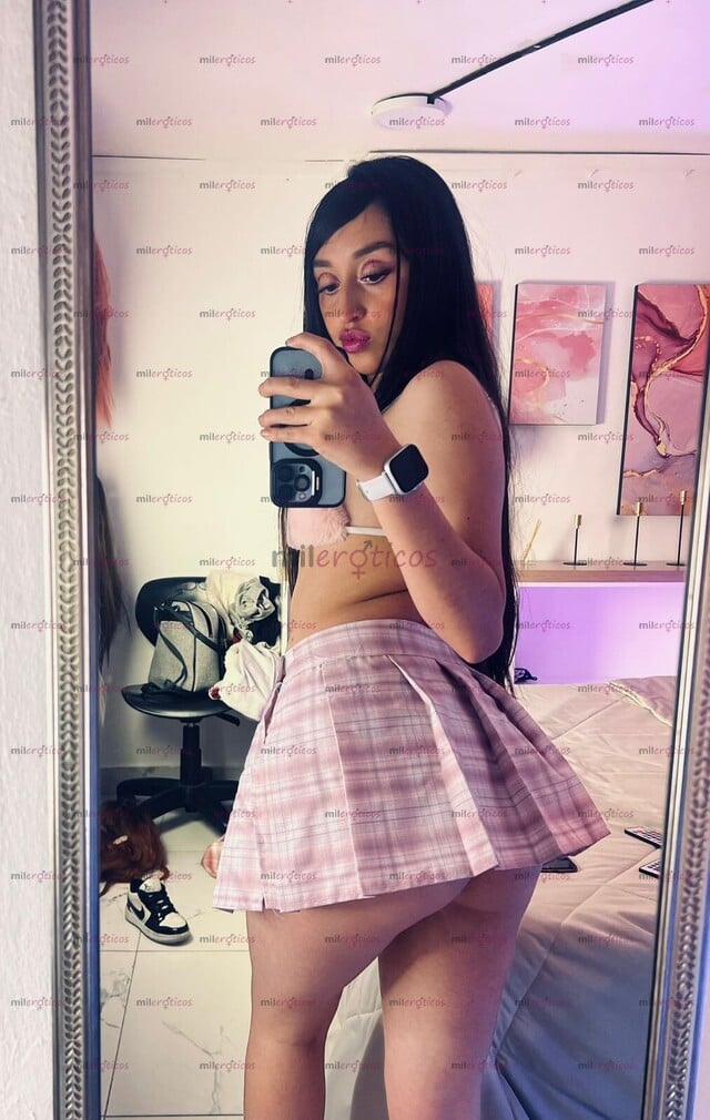 FOTOS DE CEREZA, DULCE, COQUETA Y LISTA PARA CONQUISTAR TUS SENTIDOS