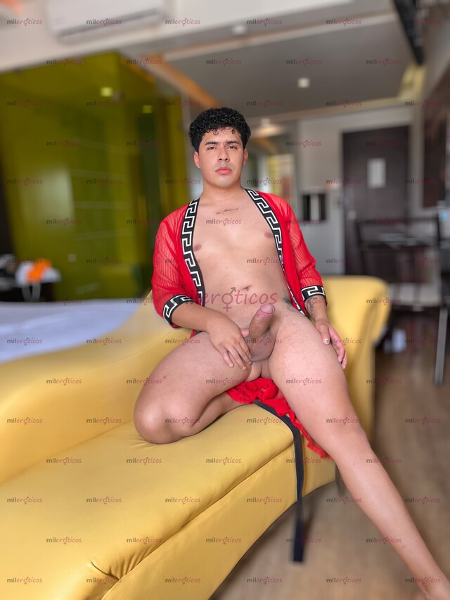 FOTOS DE POR PRIMERA VES ACTIVO LISTO PARA PREÑARTE COJERTE A PELO Y BATIRTE LA LECHE