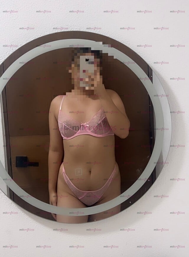 FOTOS DE HOLA ME LLAMO DANNA ESTOY DISPONIBLE PARA TI , TE HARÉ PASAR UN MOMENTO ÚNICO