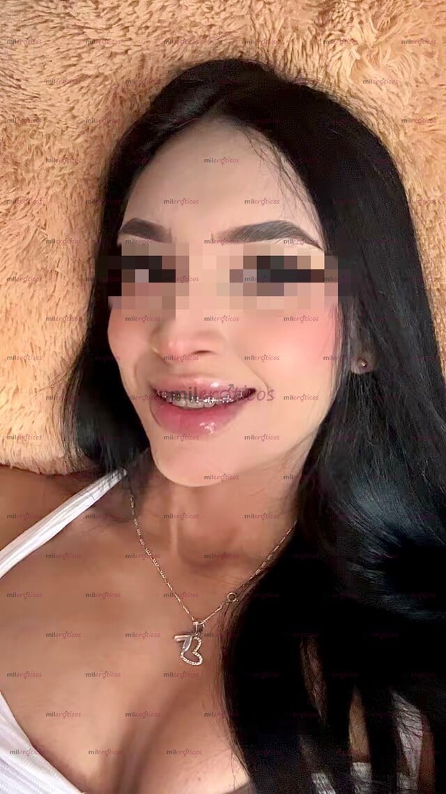 FOTOS DE FLAQUITA RICA APRETADITA BOCA MÁGICA, PECHOS COMIBLES
