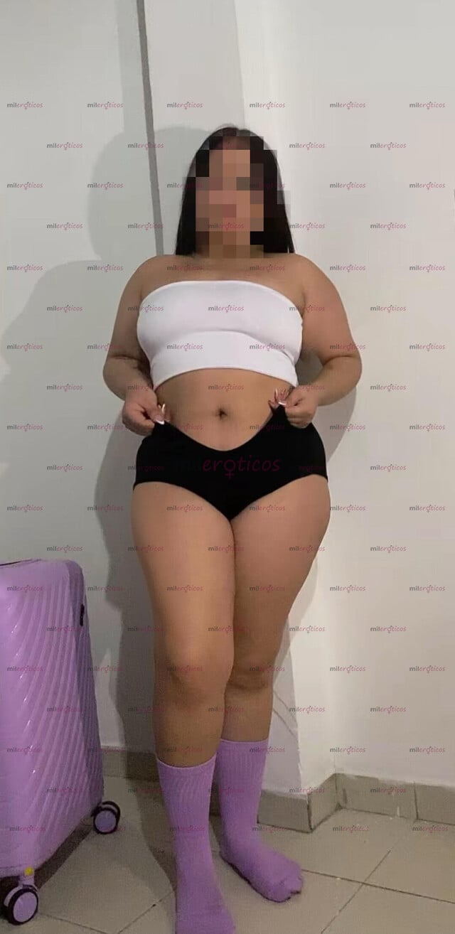 FOTOS DE TÚ GORDITA CULONA NATURAL ADICTA A LLENARTE DE PLACER