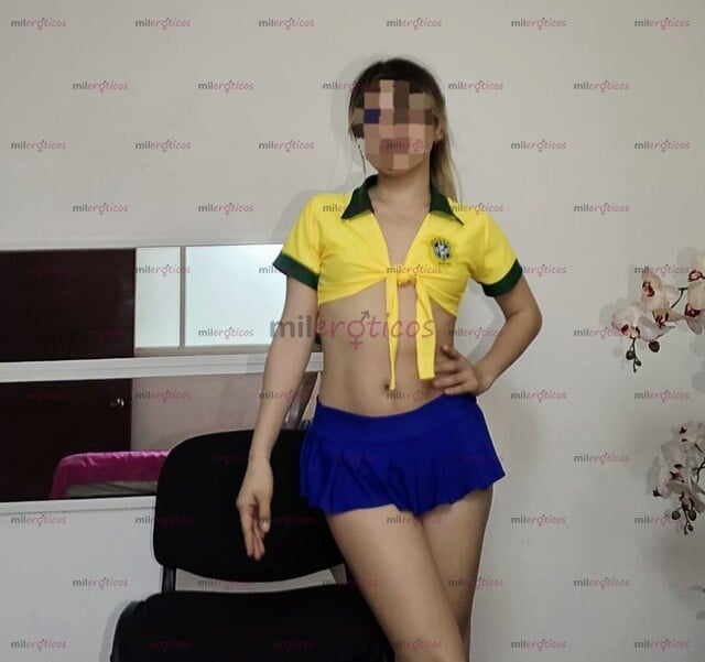 FOTOS DE DIVINA PETTIT CHIQUITA TIERNA Y COQUETA CUERPECITO PEQUEÑO DELICADO MUY FLAQUITA