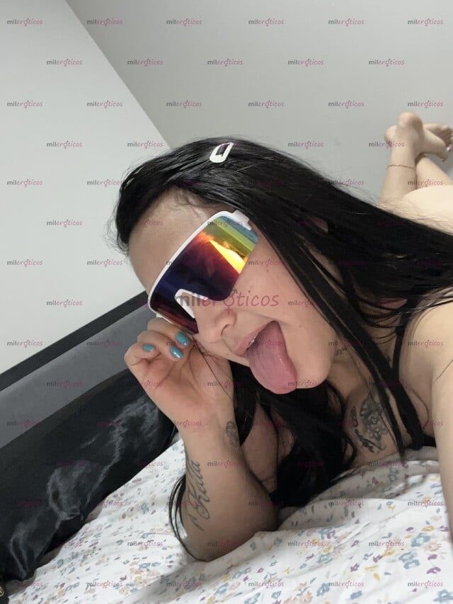 FOTOS DE SOY UNA CHICA MUY AGRADABLE DE 22 AÑOS COMPLACIENTE