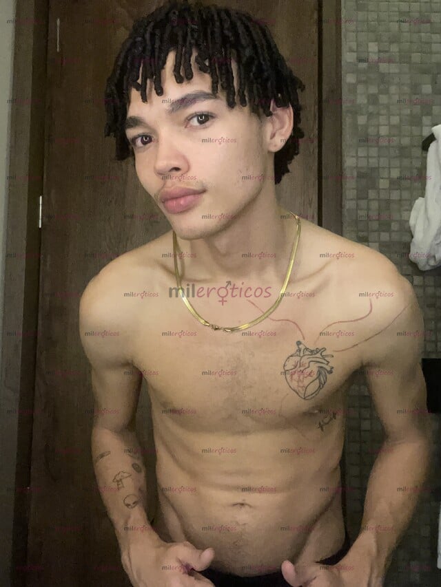 FOTOS DE SOY UN CHICO TWIN VERSÁTIL DISPONIBLE PARA TI CON UNA RICA POLLA