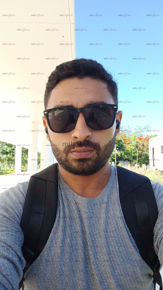 FOTOS DE CHAVO BUENA ONDA, EXPERIMENTANDO EN ESTE AMBIENTE, HETERO Y ACTIVO SOLAMENTE.
