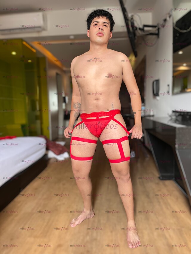 FOTOS DE CHICO VERSÁTIL AGUANTADOR Y COMPLACIENTE PARA UN DELICIOSO RATO SEXUAL