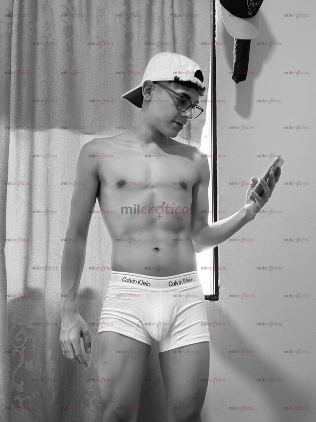 FOTOS DE CHICO VERSÁTIL, SERIO, DISPONIBLE PARA RESERVAR 24 7