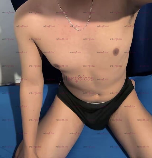 FOTOS DE CHICO DE 22, DELGADO JUGUETÓN Y DISCRETO