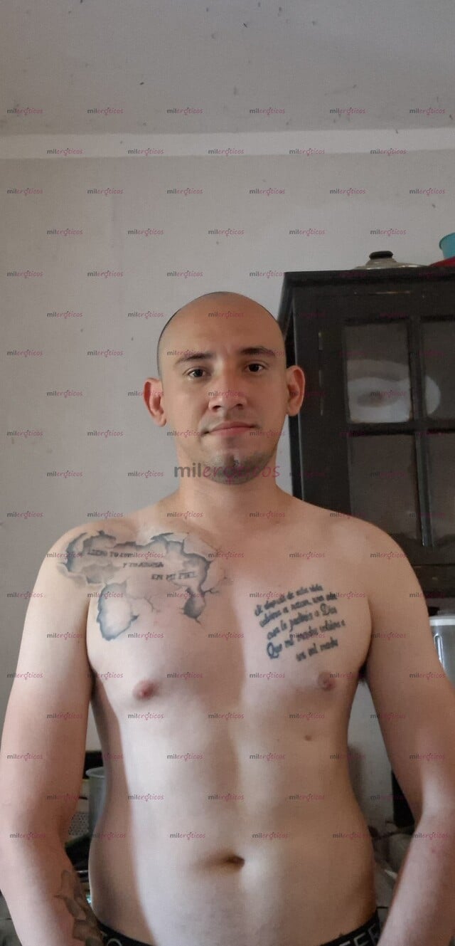 FOTOS DE SERVICIO DE CABALLERO DE COMPAÑÍA SOLO EXCLUSIVIDAD PARA MUJERES